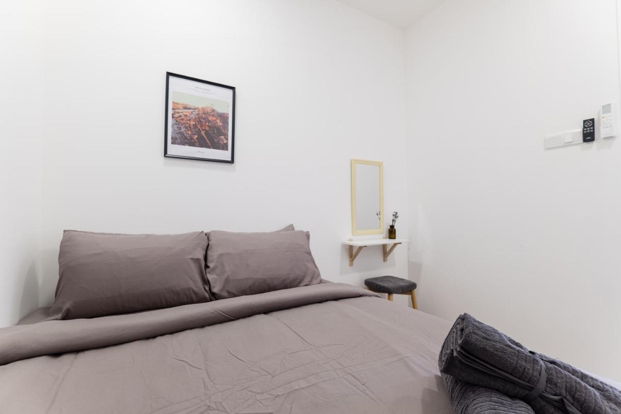 Appartamento Contemporary United Point 6 Pax 现代风格 Desa Park & Mont Kiara Kuala Lumpur Esterno foto